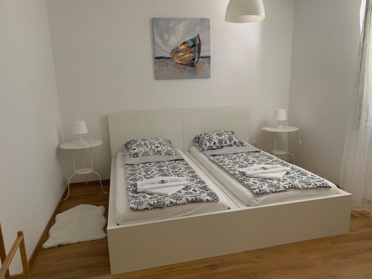 Apartments Novi Vinodolski Luaran gambar